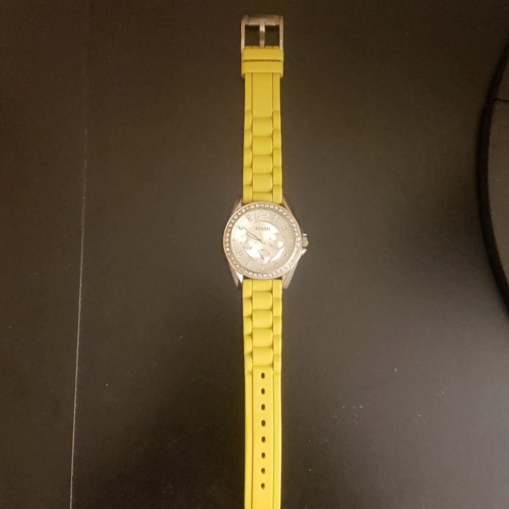 Fossil Watch - Picture 2 of 5